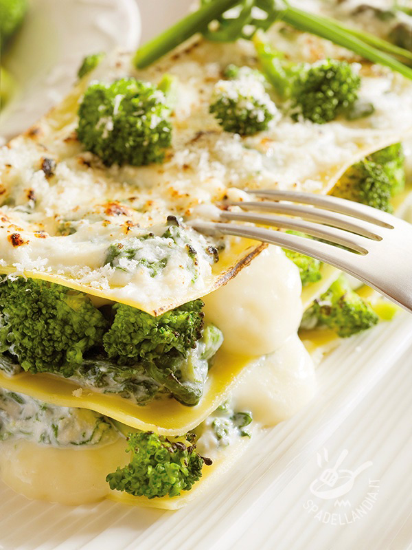 Lasagne ai broccoli e yogurt