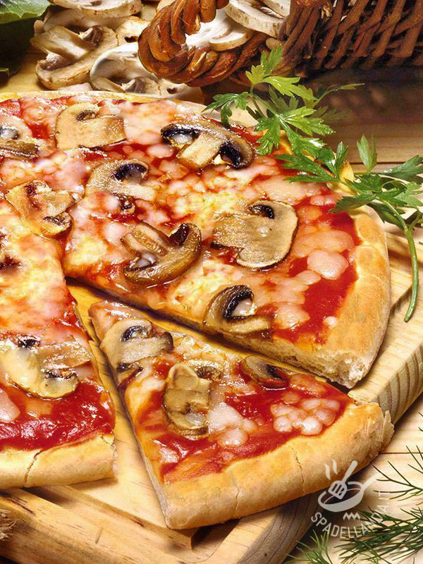 Pizza ai funghi senza glutine