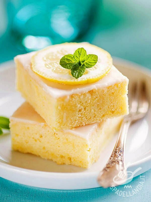 Torta morbida al limone